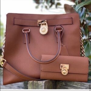 MIchael Kors MK Luggage Brown Hamilton Bag Wallet